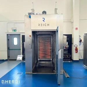 Forno a carello per la cottura e l'affumicatura di prodotti alimentari