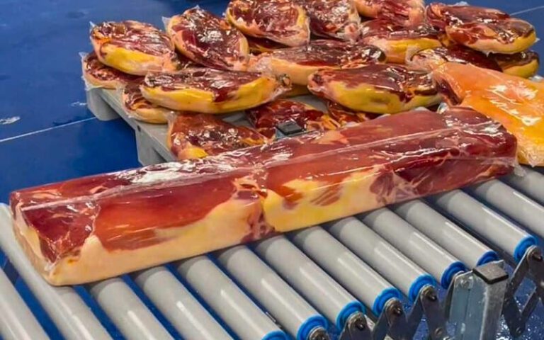 Confezionamento sottovuoto di barre per affettato