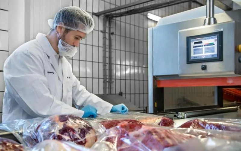 Confezionamento sottovuoto carne fresca
