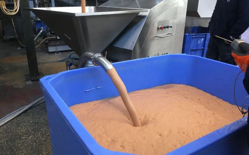 Emulsione di carne per pet food